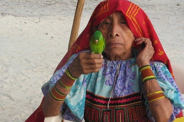 Imgi 82 guna woman mola 600x400